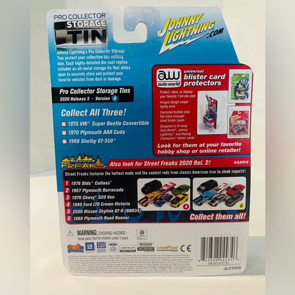 Johnny Lightning 1975 VW Super Beetle Convertible Miami Blue - Pro Collector Tin - Picture 2 of 6